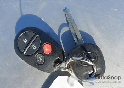 2012 Toyota Highlander Base V6 z USA, uszkodzony, nr VIN 5TDBK3EHXCS120778